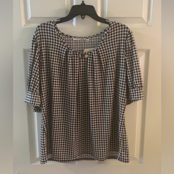 PLUS BLOUSE 2X - Picture 3 of 3